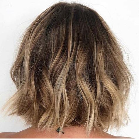 Dark Blonde Bobs, Dirty Blonde Hair Color, Dirty Blonde Hair Color Ideas, Anna Hair, Silver Highlights, Blonde Hair Color Ideas, Choppy Bob Hairstyles, Colour Trends, Dirty Blonde Hair