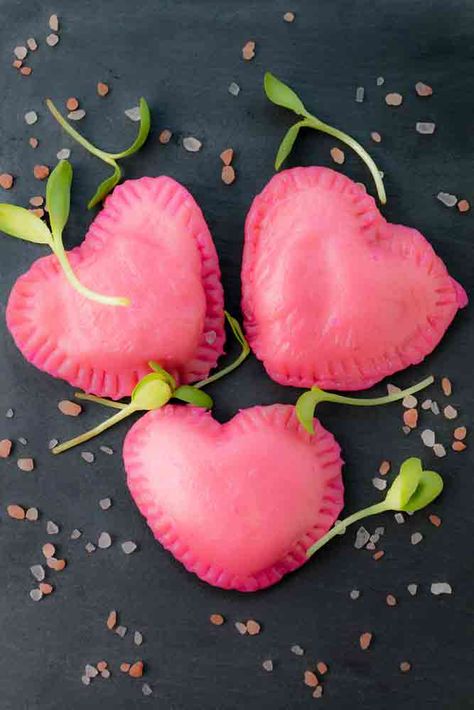 Pink Food Dinner, Pink Dinner Recipes, Pink Vegan Food, Valentines Ravioli, Vegan Valentines Day Dinner, Pink Ravioli, Heart Ravioli, Heart Shaped Ravioli, Ravioli From Scratch