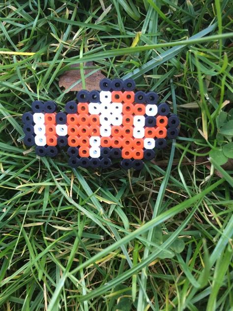 Perler bead sea creatures | Crafty Amino Ocean Perler Bead Patterns, Easy Perler Beads Ideas, Treasure Crafts, Pirate Treasure, Iron Beads, Bead Ideas, Perler Bead Art, Clown Fish, Fun Craft