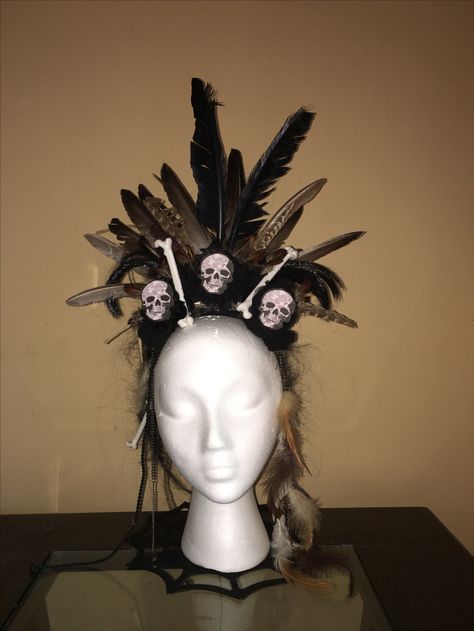 Voodoo Witch Doctor Halloween Costume Headdress with feathers Witch Doctor Costume Female Diy, Voodoo Headdress, Voodoo Witch Costume, Witches Brunch, Voodoo Priestess Costume, Voodoo Witch Doctor, Witch Doctor Costume, Priestess Costume, Voodoo Costume