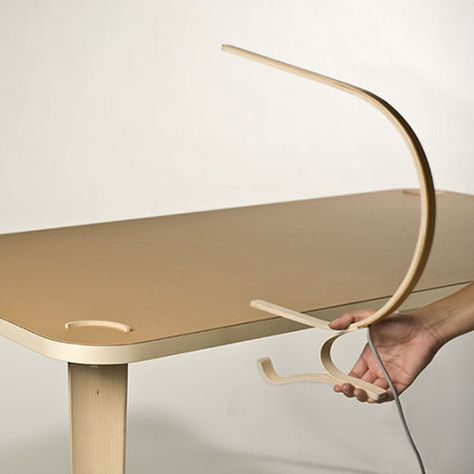 Optimist Bending Wood, How To Bend Wood, Jewelry Store Design, Minimal Furniture, Minimalist Architecture, Wood Lamps, Desk Light, Wood Light, Diy Lamp