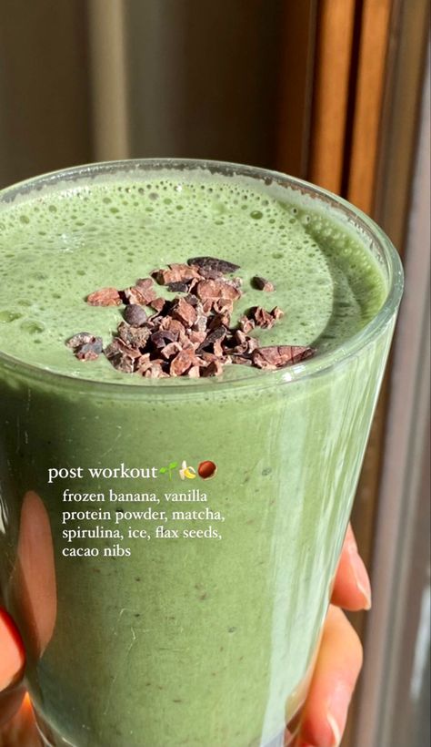 Post Gym Smoothie, Protien Smoothies Simple, Workout Recovery Smoothie, Protien Smoothies Recipes Matcha, Protien Smoothies Recipes, Vanilla Protein Smoothie, Protein Smoothies, Smoothie Drink Recipes, Matcha Slim