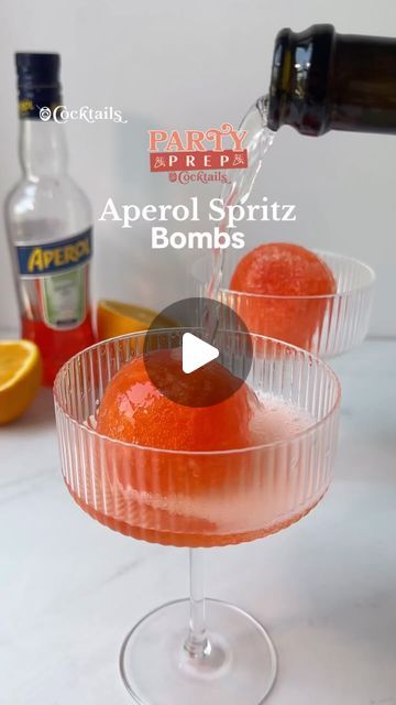 Cocktails (21+ to follow) on Instagram: "Hot summer days demand a refreshing cocktail, and these Aperol Spritz Bombs are perfect for cooling you down while elevating your spritz game. 🍹 Grab the ice cube molds through the link in our bio 🍊 Inspired by: @jessiejanedaye @cocktails may earn commission through links on our social  #aperolspritzbombs #aperolspritz #aperol #spritz #summercocktails #icecubes" Fancy Aperol Spritz, Aperol Spritz Ice Cubes, Aperol Ice Cubes, Cool Cocktails, Party Essen, Juice Ice Cubes, Smart Food, Refreshing Cocktail, Fancy Drinks