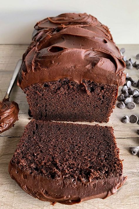 Chocolate Loaf, Chocolate Loaf Cake, Easy Baking Recipes Desserts, Tasty Baking, Super Rich, Baked Dessert Recipes, Loaf Cake, Fun Baking Recipes, Food Videos Desserts