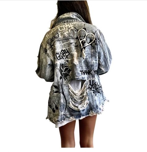 Graffiti Fashion, Edgy Vibes, Diy Denim Jacket, Graffiti Girl, Girls Denim Jacket, Painted Jacket, Nyc Studio, Distressed Jacket, Custom Denim