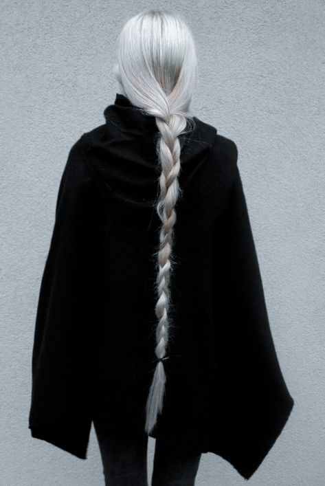 Naerys Targaryen, Oc Images, Mcu Oc, Long White Hair, Hairstyles With Glasses, By Any Means Necessary, Character Inspo, Hair Reference, Throne Of Glass