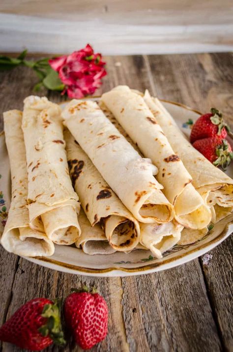 Norwegian Lefse (Potato pancakes) – The Goldilocks Kitchen Easy Lefse Recipe, Best Lefse Recipe, Norwegian Lefse, Lefse Recipe, Instant Potatoes, Instant Mashed Potatoes, Food Film, Potato Flakes, Norwegian Food