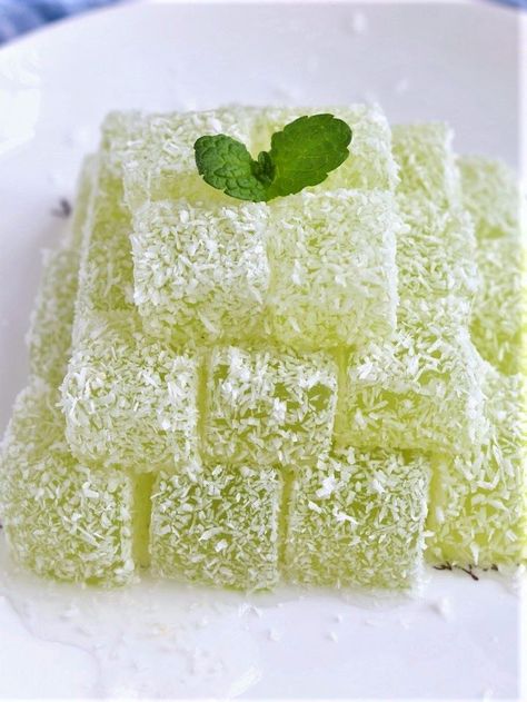 Cucumber Dessert Recipes, Malaysian Dessert Recipe, Chinese Food Dessert, Cucumber Desserts, Dessert Recipes Asian, Cucumber Dessert, Easy Quick Dessert Recipes, Thai Dessert Recipe, Cucumber Cake