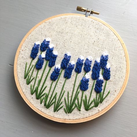 Embroidery Pattner Diy Hand Embroidery, Hand Embroidery Patterns Free, Texas Bluebonnets, Crewel Embroidery Kits, State Of Texas, Embroidery Transfers, Embroidery Patterns Vintage, Pola Sulam, Paper Embroidery