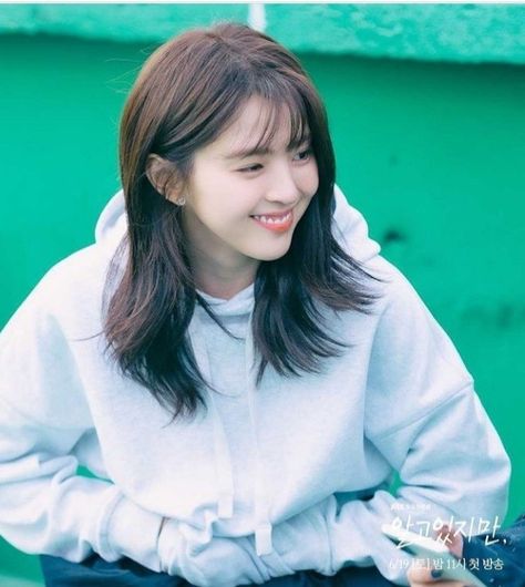 𝐑𝐈𝐌𝐀🇦🇿#kdrama#Nevertheless#Yunabi#Hansohee Light Ashy Brown Hair, Ashy Brown Hair, Korean Short Hair, Korean Shorts, Hair Style Korea, So Hee, Shot Hair Styles, Popular Outfits, Korean Actresses