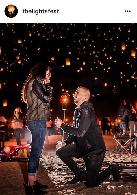 Floating lantern festival proposal Latern Festival Proposal, Floating Lantern Proposal, Floating Lanterns Proposal, Lantern Festival Proposal, Rapunzel Proposal, Lantern Proposal, Proposal Ideas Simple, Floating Lantern Festival, Wedding Proposal Ideas Engagement