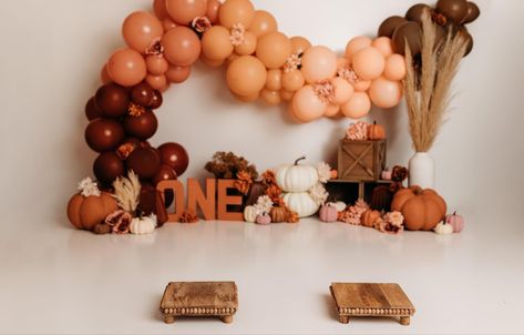 Pumpkin Smash, Boho Pumpkin, Winter Onederland Birthday Party, Onederland Birthday Party, Pumpkin Pictures, Winter Onederland Birthday, 1st Birthday Cake Smash, Pumpkin Birthday, Smash Cake Photoshoot