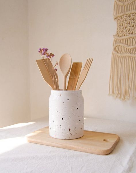 Ceramic Salt Dish, Ceramic Kitchen Utensil Holder, Pottery Butter Dish, Ceramic Utensil Holder, Pottery Spoon Rest, Organization Products, Cerámica Ideas, Ceramic Spoon Rest, Utensil Crock