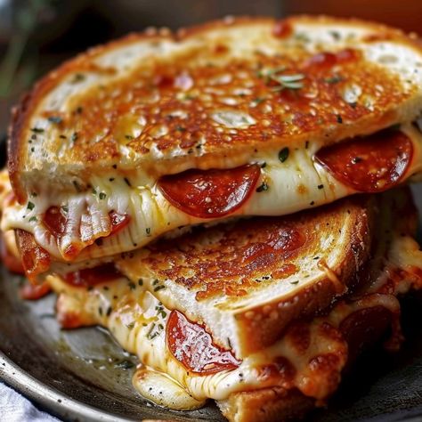 Pepperoni Pizza Grilled Cheese | Pepperoni Grilled Cheese Sandwiches, Pepperoni Pizza Grilled Cheese, Pepperoni Grilled Cheese, Recipe For Pizza, Grill Cheese, Pizza Grilled Cheese, Garlic Toast, Best Sandwich Recipes, Cheese Day