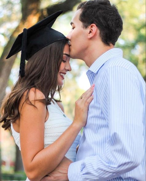 Cute Graduation Pictures With Boyfriend, Husband Graduation Pictures, High School Graduation Pictures With Boyfriend, Graduation Photo Ideas With Boyfriend, Graduation Picture Ideas Couple, Boyfriend Graduation Pictures, Graduation Poses With Boyfriend, Grad Pics With Boyfriend, Graduation Pictures With Husband