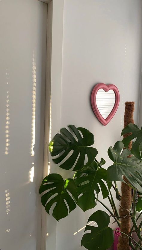 Pink Home Ideas, Home Decor Ideas Pink, Pink Heart Mirror, Heart Wall Mirror, Aesthetic Wallpaper Home, Room Inspo Pink, Coquette Home, Travel Aesthetic Wallpaper, Green Aesthetic Tumblr