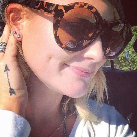 Miranda Lambert Arrow Tattoo Miranda Lambert Tattoo, Getting Ears Pierced, Targaryen Tattoo, 32nd Birthday, Unicorn Tattoos, Dragon Tattoo For Women, Arrow Tattoo, Dragon Tattoo Designs, Arrow Tattoos