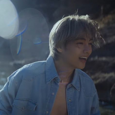 Slow Dancing Aesthetic, Slow Dancing, I Wish You Would, Reasons To Be Happy, Taehyung Abs, Dancing Aesthetic, Sweet Soul, Blue Aesthetic, Best Memories