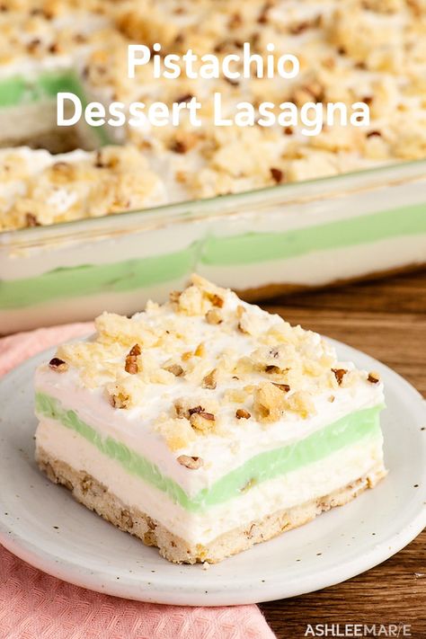 Pastichio Recipe Desserts, Pistachios Dessert, Lasagna Desserts, Pudding Torte Recipes, Pistachio Torte, Pistachio Desert, Pistachio Pudding Bars, Pistachio Torte Recipes, Tortes Recipes Desserts