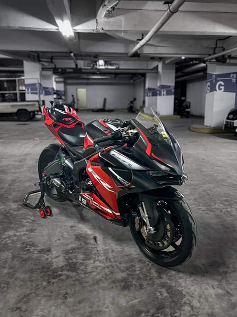 Cbr 250 Rr, Bike Artwork, Bike Concept, Big Bike, Biker Photoshoot, Moto Honda, Car And Bike, Sports Bike, Bike Pic