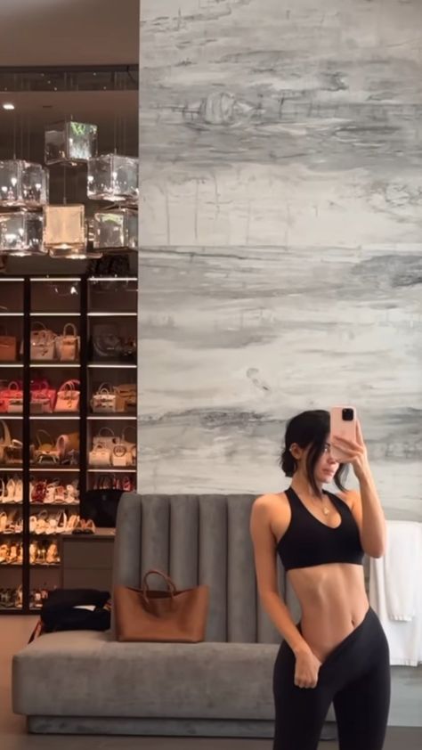 Kylie Jenner Ig, Stylizacje Kylie Jenner, Kylie Jenner Workout, Kylie Jenner Life, Kylie Jenner Closet, Kylie Jenner Body, Kylie Jenner House, Kylie Jenner News, Kylie Jenner Photoshoot