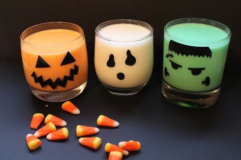 20 Easy Halloween Party Ideas You Can Put Together In A Flash Easy Halloween Party Ideas, Halloween Candles Diy, Halloween Glasses, Glow Halloween, Easy Halloween Party, Halloween Party Ideas, Halloween Candle, Candle Business, Candle Favors