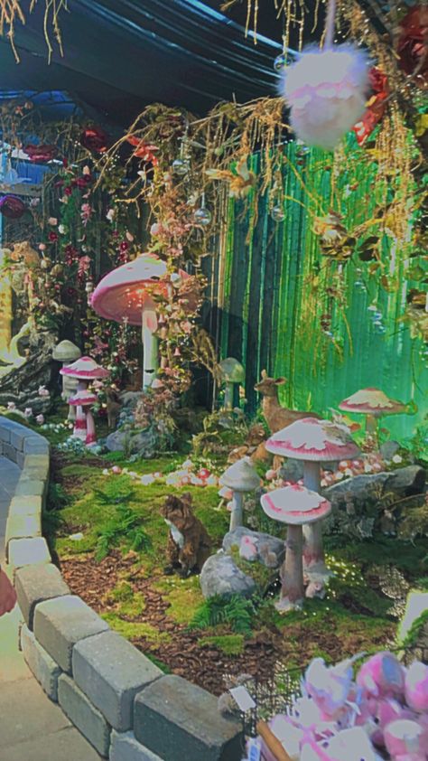 Fairy Nook, Fairy Garden Designs, Pixie Hollow, Set Design Theatre, Set Ideas, Parade Float, Halloween 2024, Garden Designs, Set Design