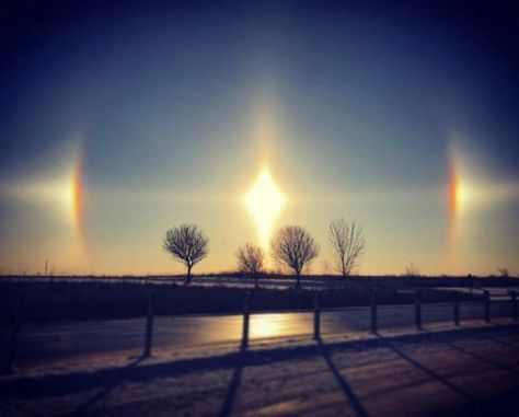 Iowa's sun dogs are just one of many reasons to catch a  beautiful winter sunrise out here. Sunrise Tattoo, Winter Sunrise, Seaside Florida, Sun Dogs, Fire Rainbow, Ice Crystals, Over The River, Wallpapers Images, Natural Phenomena