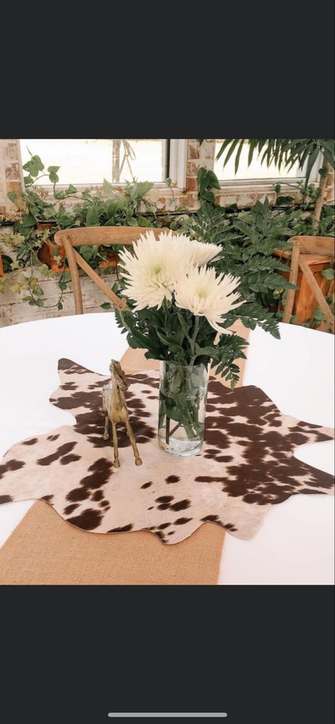 Cowgirl Chic Party Decor, Western Country Party Decor, Western Theme 50th Birthday Party, Country Bling Wedding Decor, Western Flower Centerpieces, Rustic Western Centerpieces, Boots And Bow Ties Theme, Engagement Party Ideas Western, Wedding Table Decorations Western