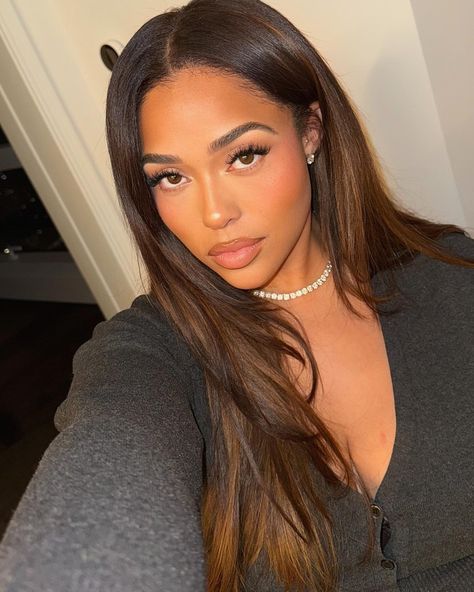 nightcap 🍸 Jordyn Woods Hair, Makeup Ideas For School, Life Of Kylie, Natural Makeup Ideas, Dark Feminine Energy, Jordyn Woods, Inspo Hair, Baddie Makeup, September 23