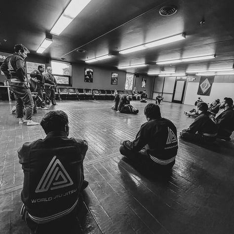 Prepare for the Jiu Jitsu Journey: 6 Essential Steps Jiu Jitsu Gym, Organize Notes, Teaching Style, Log Book, Martial Art, Seamless Transition, Grappling, Regular Exercise, Injury Prevention