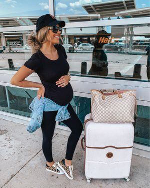 d9731321ef4e063ebbee79298fa36f56desc43942389ri Summer Pregnancy Outfits, Prego Outfits, Fall Maternity Outfits, Casual Maternity Outfits, Winter Maternity Outfits, Maternity Clothes Summer, Athleisure Outfit, Trendy Maternity Outfits, Summer Yoga