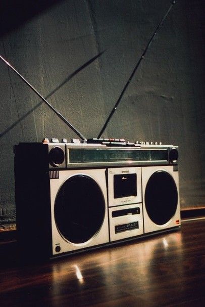 Folk Electronic Remix Music Playlist Vol 3 Old Radio, Vintage Speakers, Remix Music, Back In My Day, Old Radios, Cassette Player, The Good Old Days, Do You Remember, Music Playlist