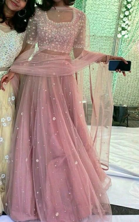 Pretty Lehenga Designs, Lehenga To Wear To A Wedding, Traditional Dresses Lehenga, Desi Fancy Dresses, Pretty Lehengas Aesthetic, Desi Aesthetic Lehenga, Lehenga Simple Designs, Pretty Indian Outfits, Desi Lehanga