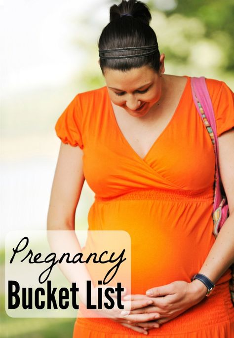 If you're pregnant and feeling the strain, check out this fun list of pregnancy must-dos! Definitely going to check all of these off while I prepare for our final little one! Pregnancy Must Dos, Pregnancy Bucket List, Pregnancy Routine, Fun List, Pregnancy Advice, Mommy Time, Pumping Moms, Natural Pregnancy, Winter Maternity