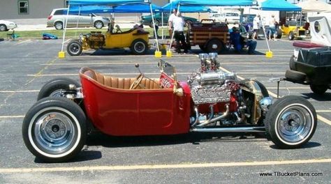 2017 T-Bucket Nationals Preview: Dan Holck's Fab Flathead T-Bucket Car Builds, Bucket Ideas, Car Wheels Diy, Wheel Craft, Camaro Car, Hot Rods Cars Muscle, Vintage Hot Rod, Traditional Hot Rod, Ford Roadster