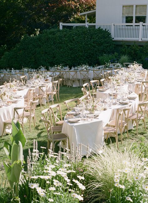 Summer garden reception with artfully curved tables, neutral palette and organic florals. Design & Planning by Ashley Smith Events | Photography by Sophie Berard | Florals by Duet Botanical | Event at The Madrona Ashley Smith, Reception Tablescapes, Garden Reception, Estate Garden, Event Planning Company, Best Wedding Planner, Garden Party Wedding, Retro Wedding, Outside Wedding