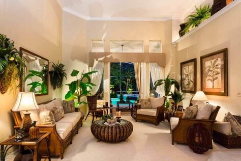 NEED TO GO THRU THIS PIN! Beautiful Tropical Style Living Room For Relaxation Tropical Living Room Ideas, Tropical Decor Living Room, Summer Living Room Decor, Tropical Bedroom Decor, Tropical Living Room, Tropical Interior Design, Summer Living Room, Minimalist Living Room Decor, Tropical Interior