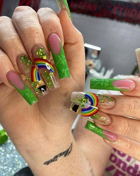 Luck Of The Irish Nails For An Irish Queen @its.deelovee 🍀🍀 . . Booking Available By Dm . . #orlando #orlandonails #orlandonailsalon… | Instagram St Patricks Nail Designs, St Patrick Day Nails Acrylic, Irish Nails, Saint Patrick Nail, St Patrick's Day Nails, Pretty Fingers, Booking Available, 2023 Nail, Irish Luck