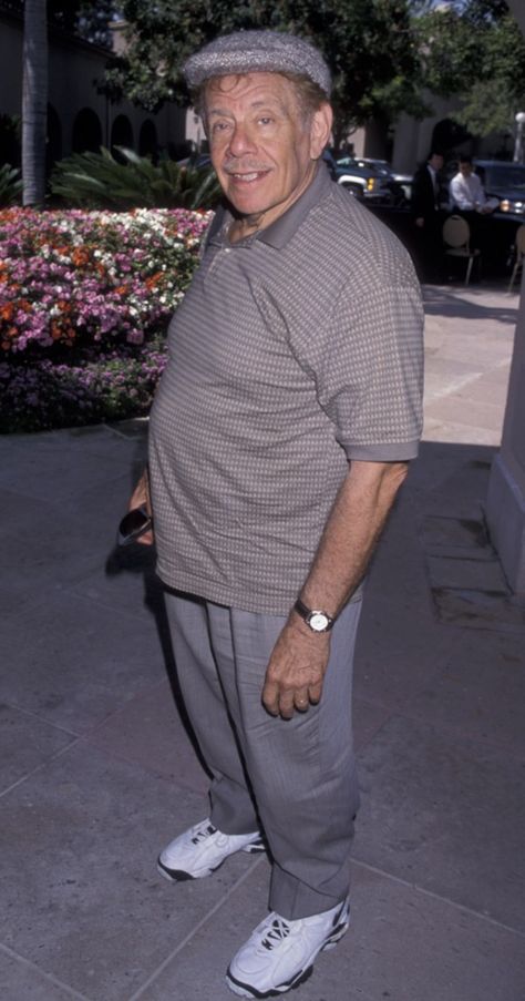 Jerry Stiller Dead at 92 Jerry Stiller, Seinfeld Episodes, Jason Alexander, Wayne Brady, The Heartbreak Kid, George Costanza, Leah Remini, Hockey Pictures, King Of Queens