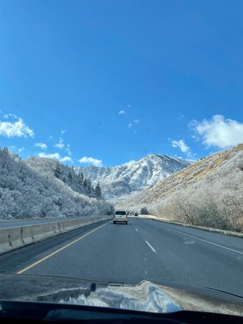 Snowy utah mountains> Beaver Mountain Utah, Utah Christmas, Utah Snow, Utah Winter, Utah House, Twisted Ankle, Utah Style, Aesthetic Places, Utah Mountains