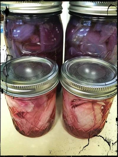 Portugese Pickled Onions Portuguese Pickled Onions, Namasu Recipe, Pickling Onions, Hawaiian Chili, Pickle Onions Recipe, Dehydrating Food Storage, Growing Onions, Dehydrating Food, Homemade Sushi