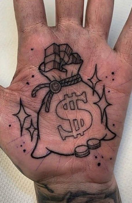 Money Sign Tattoo, Heart Money, Money Bag Tattoo, Money Symbol, Bag Tattoo, Gotik Tattoo, Holding Money, Sign Tattoo, Gangsta Tattoos