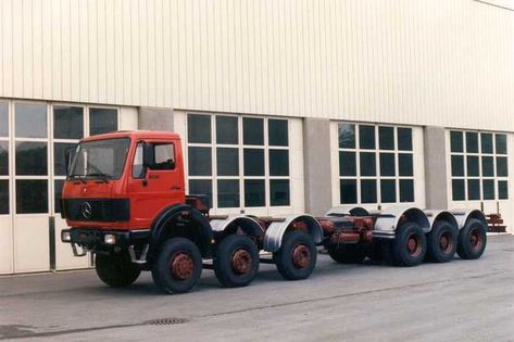 Click this image to show the full-size version. Wiking Autos, Unique Vehicles, Mercedes Truck, Trailer Axles, Mercedes Benz Trucks, Daimler Benz, Road Train, Winter Tyres, Wrestling Divas