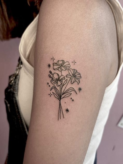 Tattoo Ideas Lily Flower, Dainty Floral Arm Tattoo, Simplistic Flower Bouquet Tattoo, Lily Minimalist Tattoo, Dainty Flower Tattoos Lily, Simple Floral Tattoo, Whimsy Tattoo, Floral Studio Ghibli Tattoos, Lily Flower Tattoo