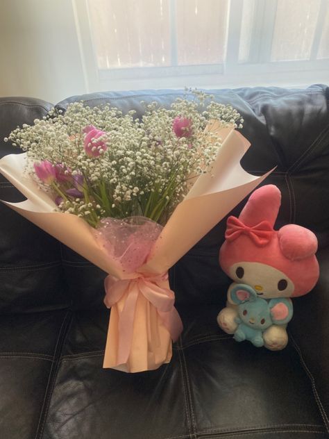 pink & purple tulips 💝 with a my melody plush 🥰 My Melody Bouquet, Melody Bouquet, My Melody Plush, Melody Plush, Pink Quince, Purple Tulips, My Melody, Quince, Pink Purple