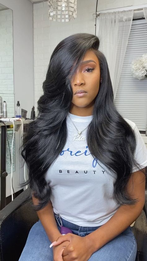 Frontal Wig Hairstyles Side Part, Wig Hairstyles Side Part, Side Part With Layers, Curly Tape Ins, Lace Frontal Wig Hairstyles, Hairstyles Side Part, Natural Sew In, Frontal Wig Body Wave, Deep Side Part