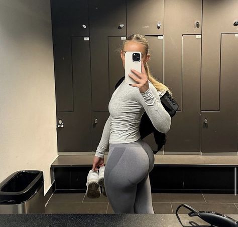 Strong Glutes, Gym Fits, Gym Inspo, Future Lifestyle, Summer Outfits Men, Body Inspiration, Outfit Women, Glutes Workout, Workout Motivation