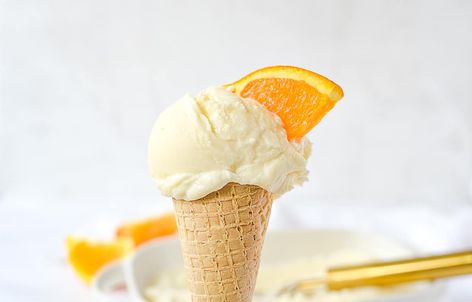 Orange Creamsicle Ice Cream Custard Ice Cream Recipe, Orange Ice Cream, Custard Ice Cream, Ice Cream Mixture, Frozen Custard, Custard Recipes, No Churn Ice Cream, Orange Creamsicle, Ice Cream Popsicles