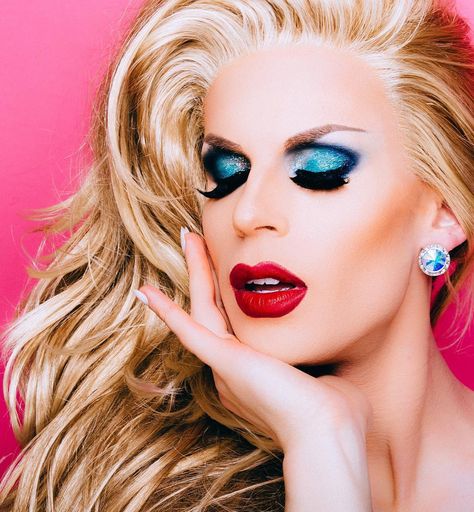 Katya Zamolodchikova Katya Zamolodchikova, Rupaul Drag Queen, Drag Queen Makeup, Trixie And Katya, Makeup Secret, Drag Makeup, Queen Makeup, Rupaul Drag, Beauty Shots